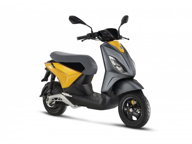 PIAGGIO 1 +
